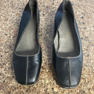 Women’s size 10 black wedge tiny wedge used as pictured